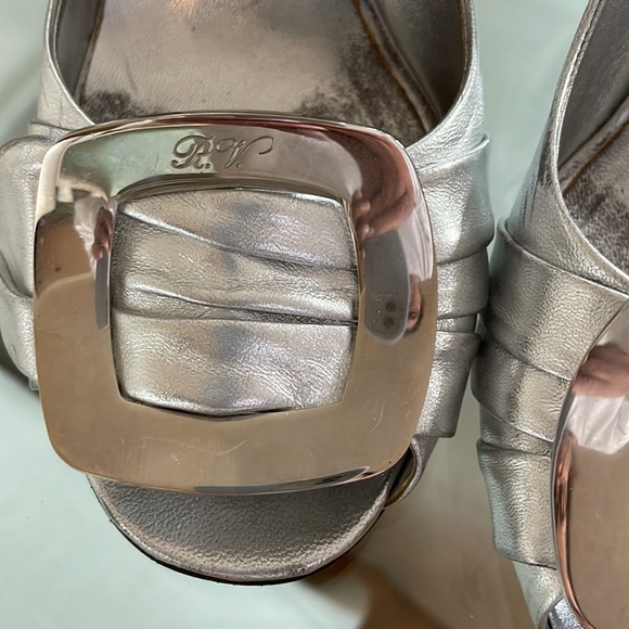 Roger Vivier Silver Peep Toe Pumps - Picture 5 of 6